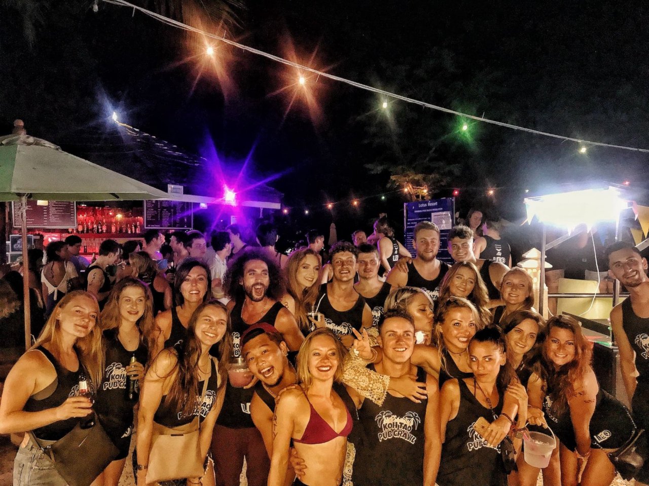 A group enjoying the bar crawl in Koh Tao Thailand
